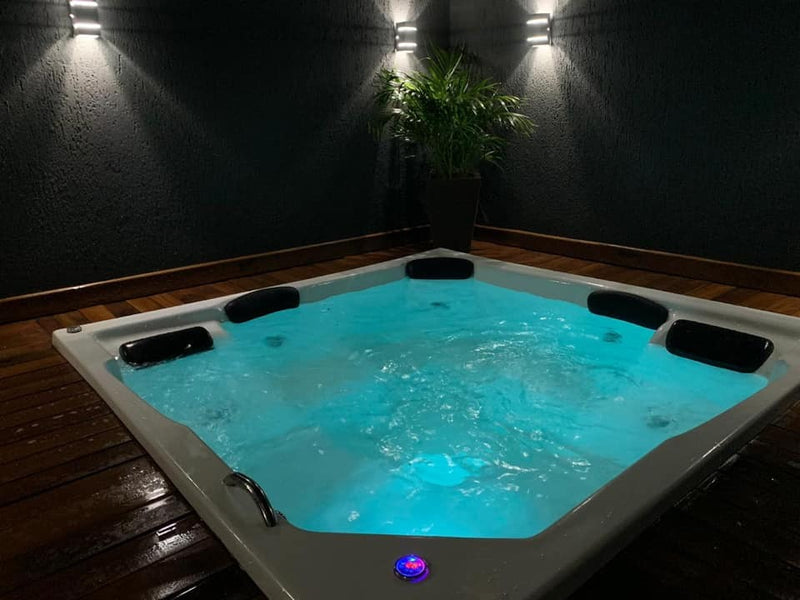 Spa 5 lugares com hidromassagem Quadrado 2x2 20 jatos