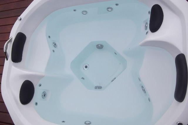 SPA BABY 1.90 x 1.50 COM 20 JATOS