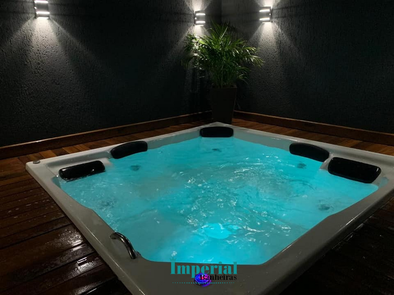 Spa com hidromassagem Quadrado 5 lugares 2x2x090